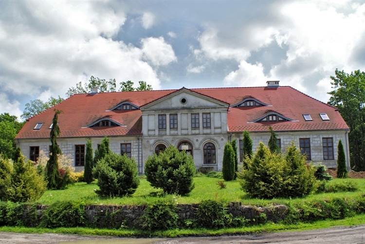Plik:Palac baranowo 3.jpg