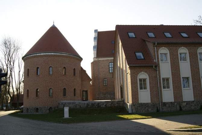 Plik:Zamek gizycko 3.jpg