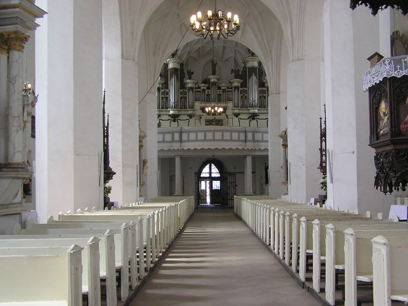 Plik:Kosciol anny barczewo 7.jpg