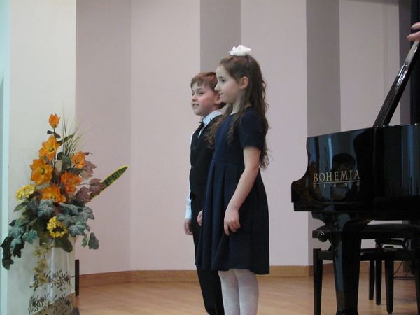 Plik:Duet fortepian 2011 3.jpg