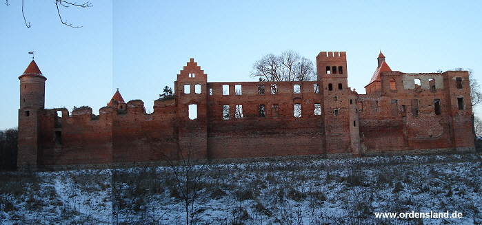 Plik:Zamek szymbark 5.jpg