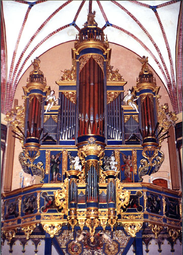 Plik:Organy glowne katedra frombork 1.jpg