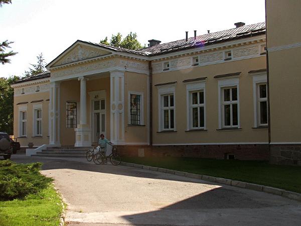 Plik:Palac ksiezywor 3.jpg
