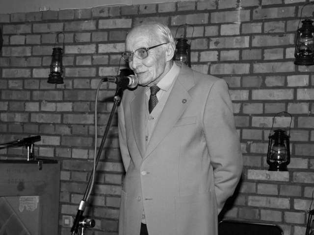 Plik:Krzywoszewski1.jpg