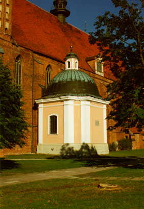 Plik:Kaplica zbawiciel katedra frombork 1.jpg