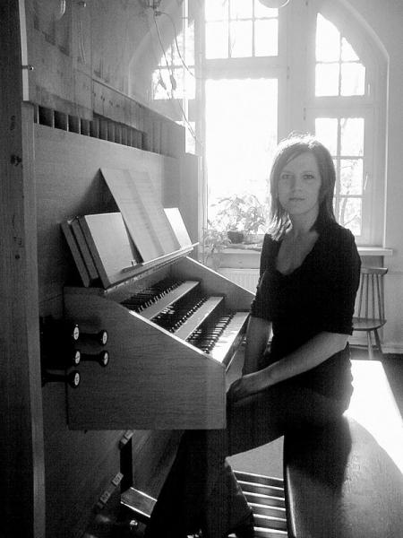 Plik:Gizycko organy 2008 3.jpg