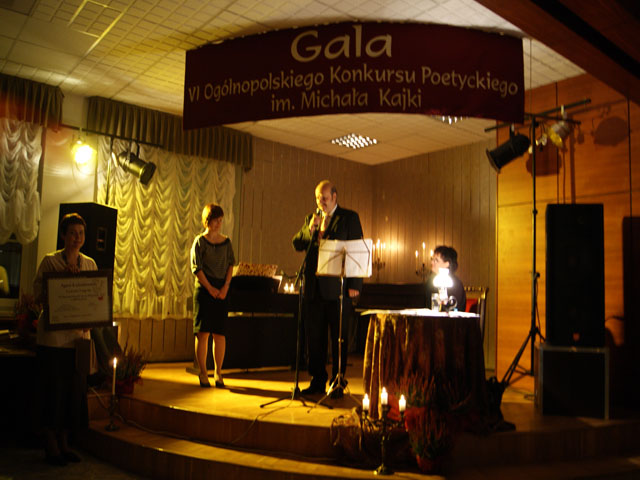 Plik:GalaKajki.1.2010.jpg