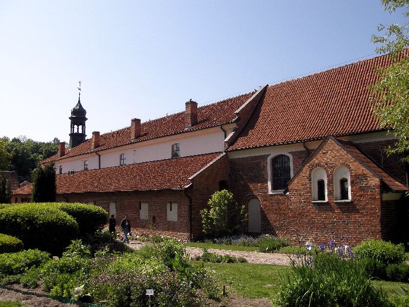 Plik:Szpital ducha frombork 2.jpg
