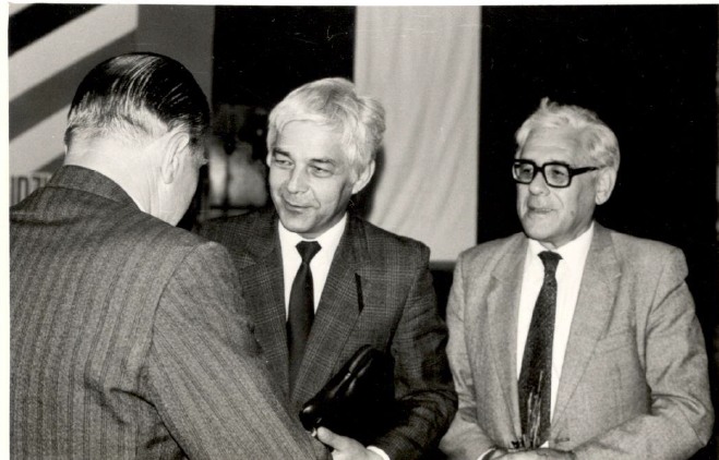 Plik:J Marczynski, W Ogrodzinski 1986.jpg