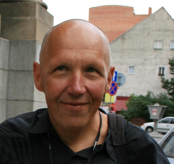 Plik:Pawelpetasz.jpg