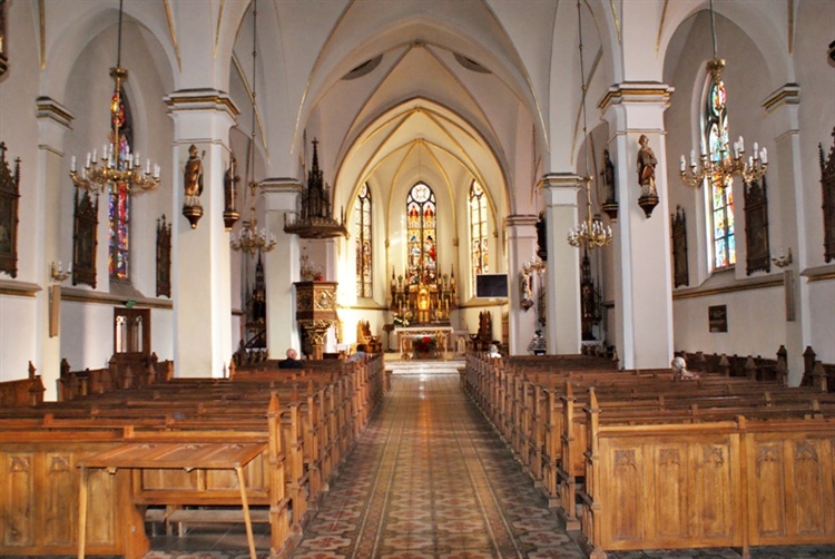 Plik:Katedra wojciech elk 3.jpg