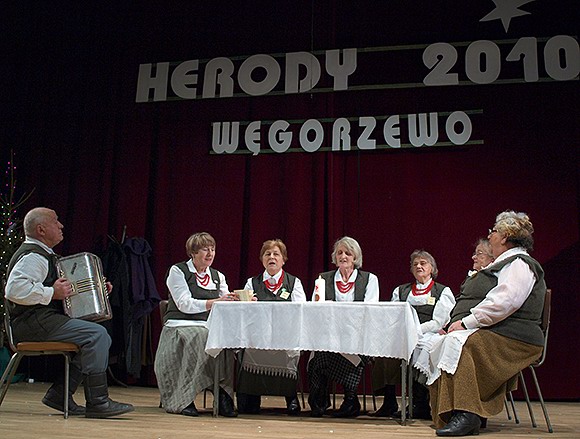 Plik:Zaciszuki.2010.jpg