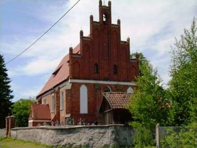 Plik:Kosciol katarzyna henrykowo 1.jpg