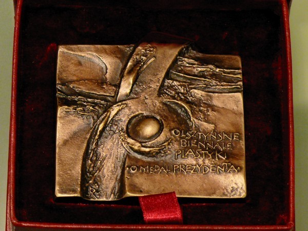 Plik:Medal Biennale.jpg
