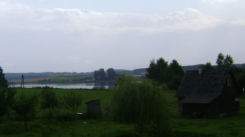 Plik:Jezioro Burdąg.jpg