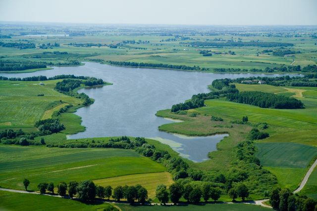 Plik:Jezioro Goryńskie.jpg