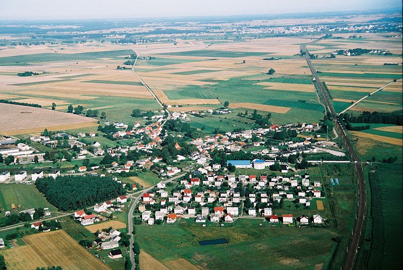 Plik:Narzym z lotu ptaka.jpg
