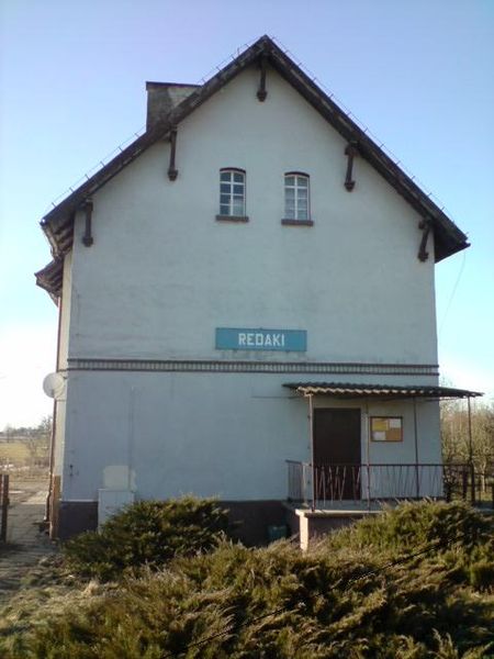 Plik:Redaki. Stacja kolejowa.jpg