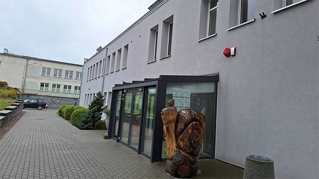 Plik:Siedziba Centrum Kulturalno-Bibliotecznego w Barczewie.jpg
