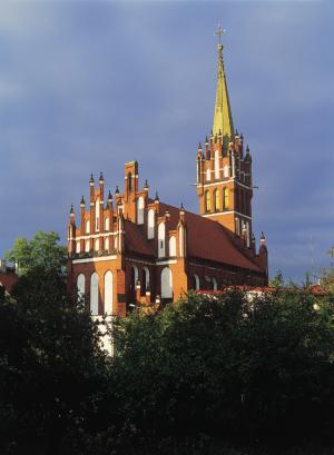 Plik:Kościół Kętrzyn1.jpg