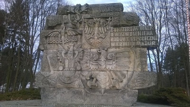 Plik:Wyzw pomnik.jpg