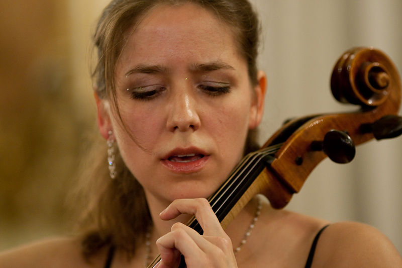 Plik:Izabuchowska1.jpg