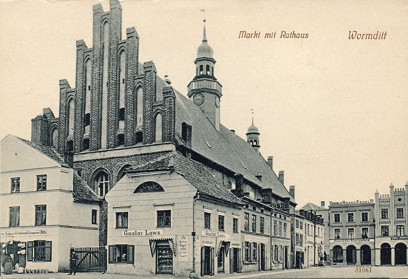 Plik:Ratusz orneta 2.jpg