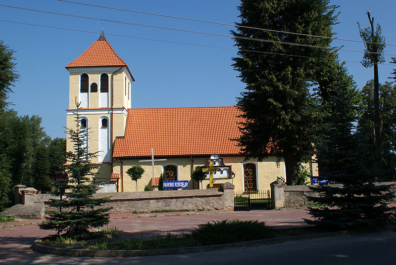 Plik:Kosciol rydzewo 1a.jpg