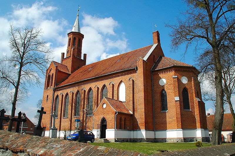 Plik:Kosciol kosma swiatki 1.jpg