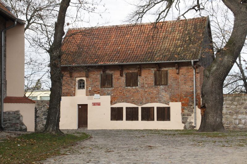Plik:Dommrongowiusza olsztynek 1.jpg