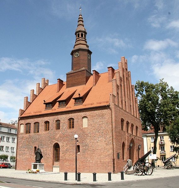 Plik:Ratusz morag 2.jpg