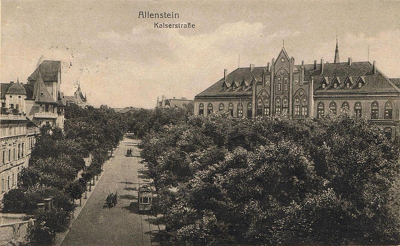 Plik:Gmach sadow olsztyn 1.jpg