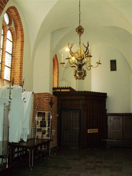Plik:Kosciol krzyza olsztyn 3.jpg