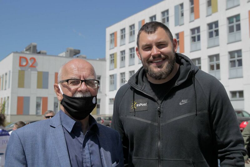 Plik:Leszek dublaszewski i konrad bukowiecki.jpg