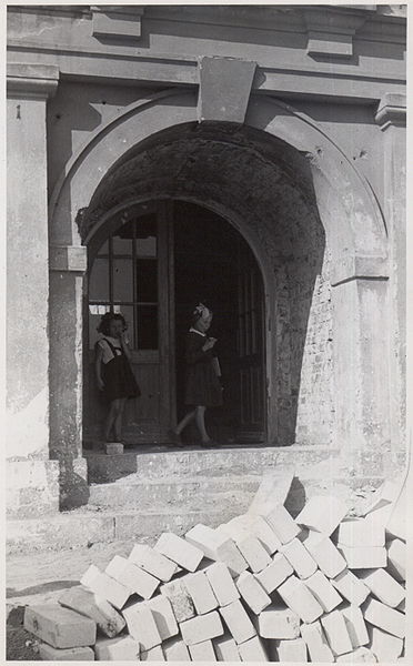 Plik:Bibliotekawnidzicy dawnasiedziba.jpg