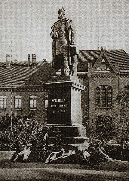 Plik:Pomnik wilhelma I Olsztyn 1.jpg