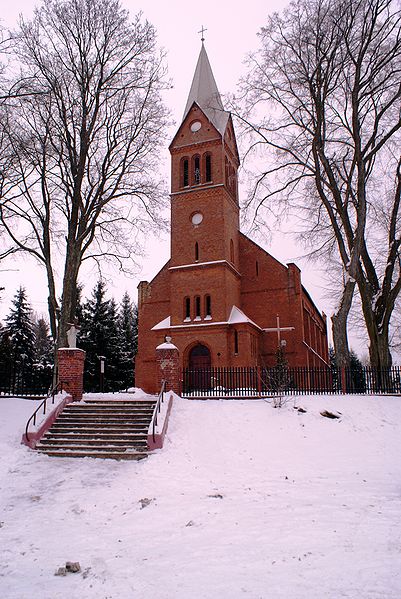 Plik:Kosciol klusy 1a.jpg
