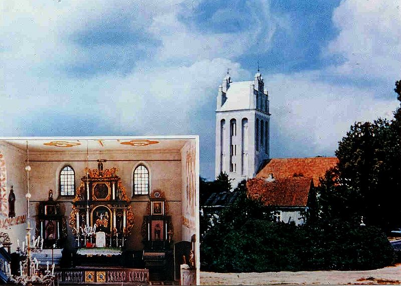 Plik:Kosciol babiak 1.jpg