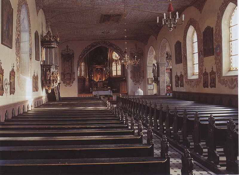 Plik:Kosciol marii skolity 3.jpg