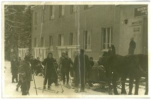 Kulig dla dzieci i młodzieży - 5 lutego 1956 r. Źródło: Archiwum Centrum Edukacji i Inicjatyw Kulturalnych w Olsztynie