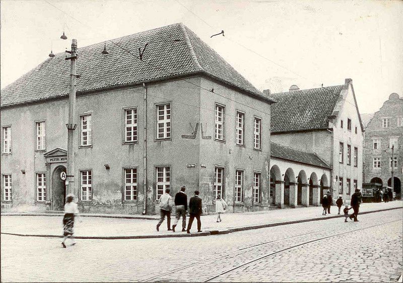 Plik:Stary ratusz olsztyn 6.jpg