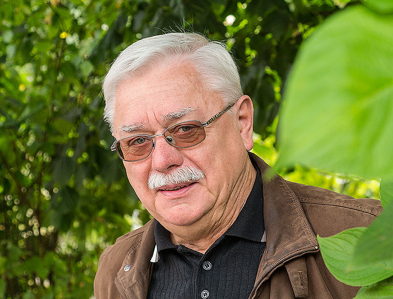 Plik:Tomasz srutkowski.jpg