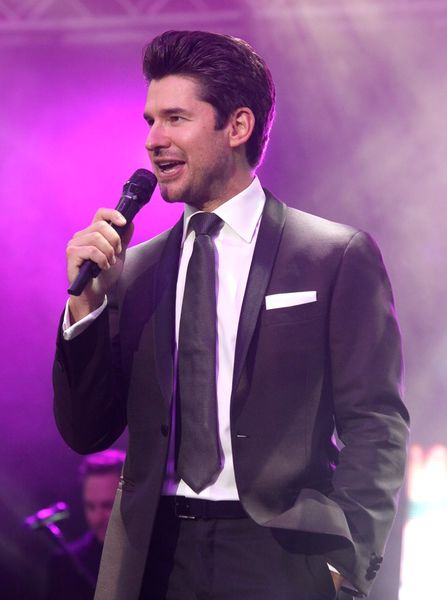 Plik:Matt Dusk 2014.jpg
