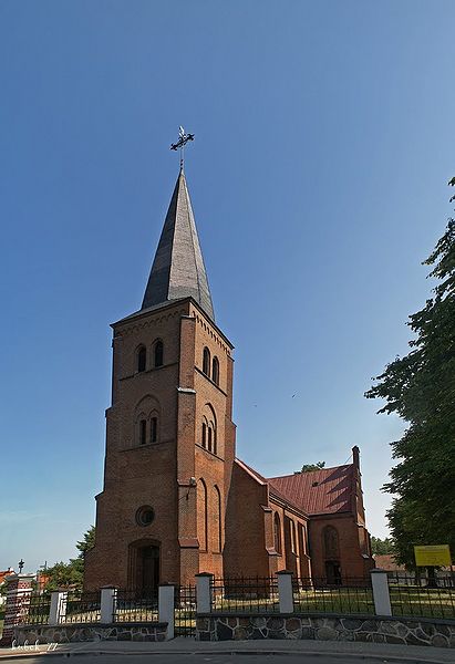 Plik:Kosciol serce pasym 1.jpg