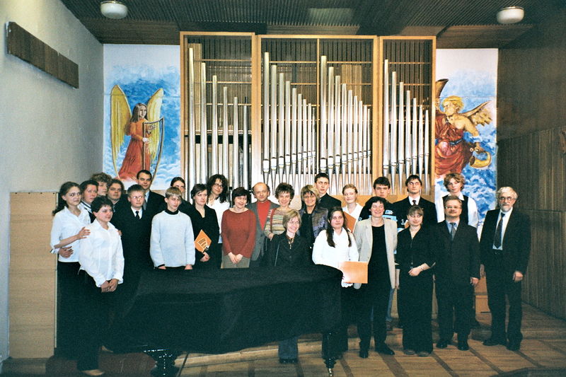 Plik:Miedzyszkolne przesłuchania organowe 2005.jpg