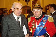 Jan Chłosta z Andrzejem Cieślakiem podczas promocji Kalendarza Olsztyna 2015, 8 grudnia 2014 r. Źródło: Archiwum Andrzeja Cieślaka