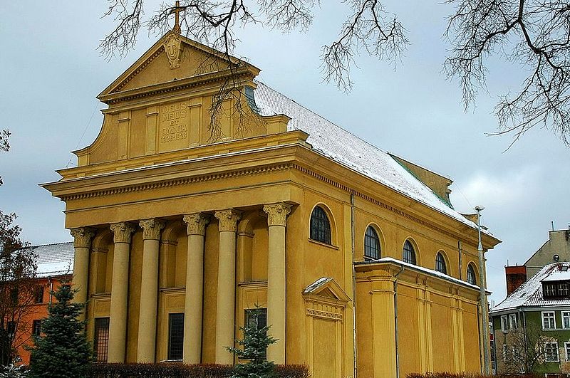 Plik:Kosciol chrystusa olsztyn 1.jpg