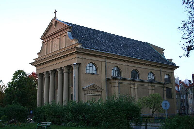 Plik:Olsztyn kosc chryst krola.JPG