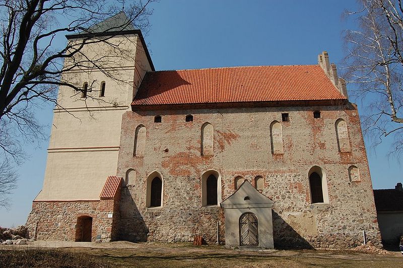 Plik:Zamek bezlawki 3.jpg