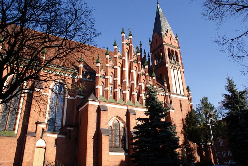 Plik:Olsztyn kosc serca.jpg